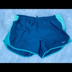 NIKE DRY FIT ATHLETIC SHORTS